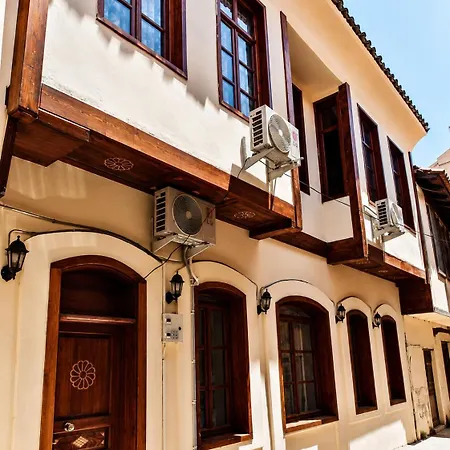 Lily Town * Antalya