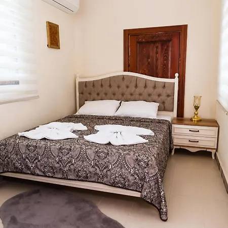 Hostel Lily Town Antalya