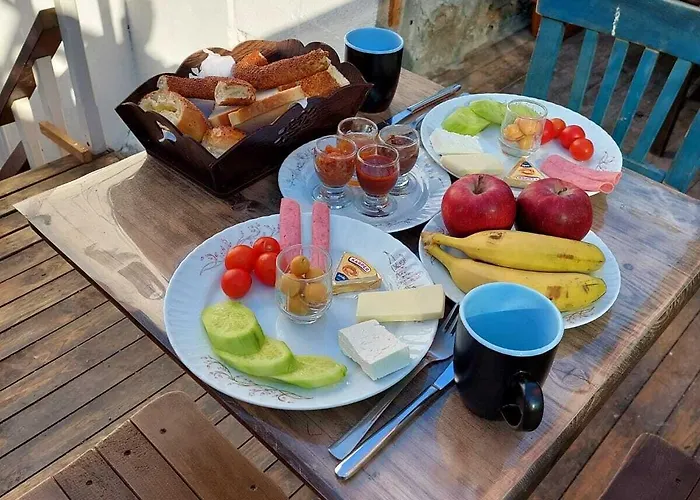 Lily Town * אנטליה