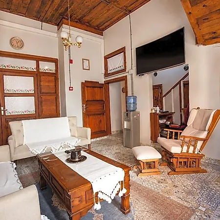 Albergue Lily Town Antália